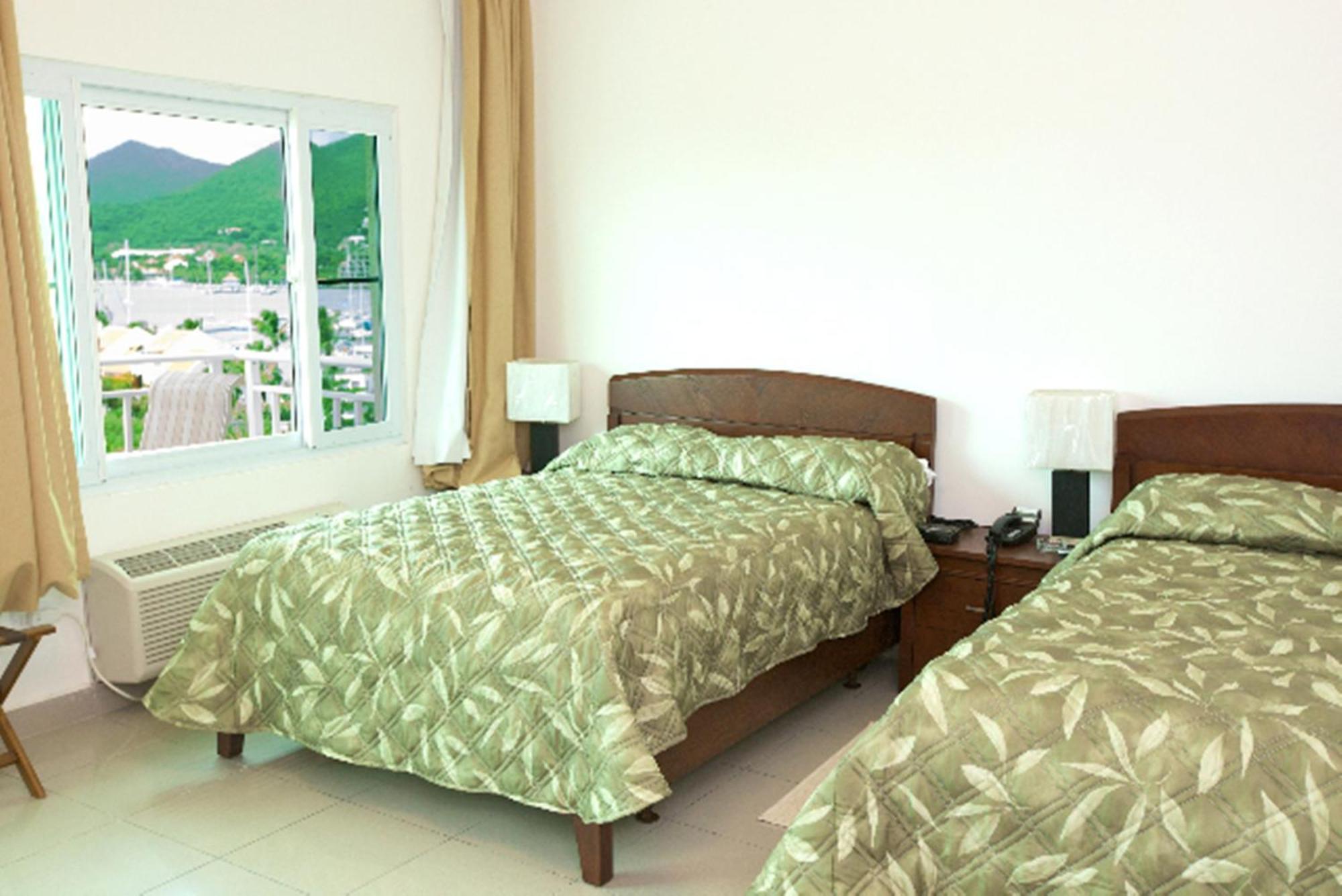 Simpson Bay Suites Екстериор снимка